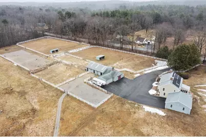 190 Hardwick, Petersham, MA 01366 - Photo 1