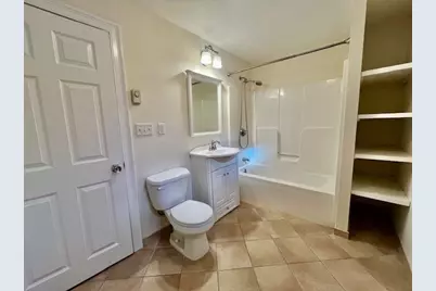 93 W Emerson St #100, Melrose, MA 02176 - Photo 6