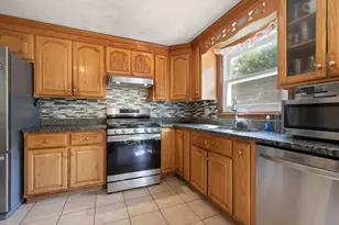 26 Sandy Ridge Cir, Sharon, MA 02067 - Photo 10