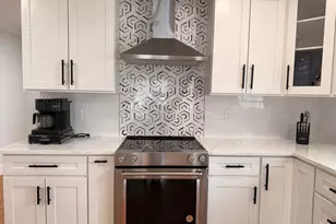 16 Palmer St, Brockton, MA 02301 - Photo 8