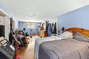 246 E Main St, Georgetown, MA 02766 - Photo 8