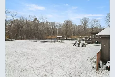 246 East Main Street, Georgetown, MA 02766 - Photo 34