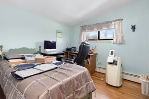 246 E Main St, Georgetown, MA 02766 - Photo 18