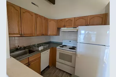 200 Central St #12, Stoneham, MA 02180 - Photo 2