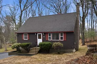 18 Moosewood St, Billerica, MA 01821 - Photo 2