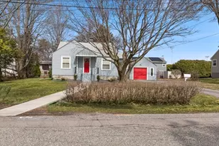 137 Bay State Rd, North Andover, MA 01845 - Photo 8