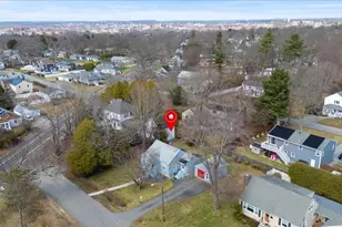 137 Bay State Rd, North Andover, MA 01845 - Photo 6