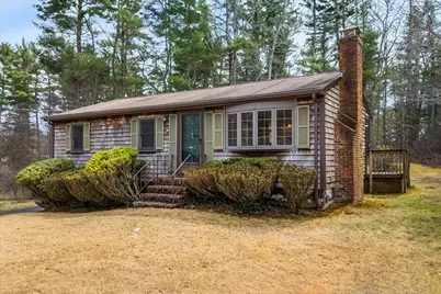 88 Plymouth St, Halifax, MA 02338 - Photo 2