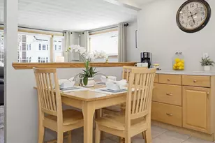 5 Coolidge St, Billerica, MA 01821 - Photo 10