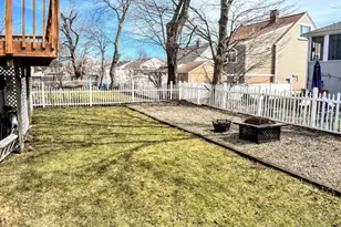 34 F St, Hull, MA 02045 - Photo 16