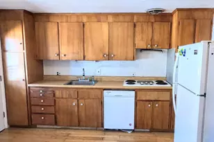 34 F St, Hull, MA 02045 - Photo 10