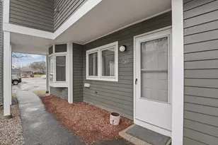 210 Beacon Park, Webster, MA 01570 - Photo 4