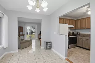 210 Beacon Park, Webster, MA 01570 - Photo 12