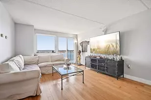 200 Cove Way, Quincy, MA 02169 - Photo 6