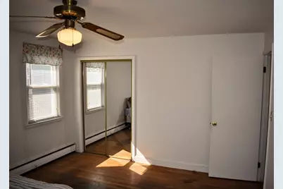 34 F St, Hull, MA 02045 - Photo 10