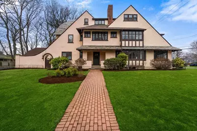 12 Leighton Rd, Wellesley, MA 02482 - Photo 1