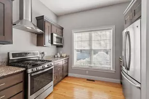 2 Boardwalk Dr, Andover, MA 01810 - Photo 8