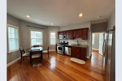 193 Mount Hope Ave #2, Fall River, MA 02724 - Photo 2