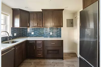 39 Charlesbank Rd #39, Newton, MA 02458 - Photo 8