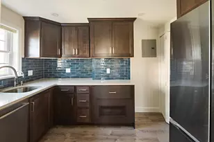 39 Charlesbank Rd, Newton, MA 02458 - Photo 8