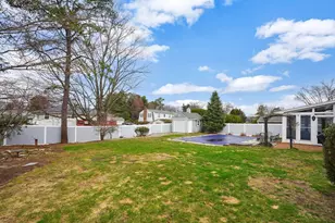 135 Nutmeg Cir, Chicopee, MA 01020 - Photo 38