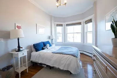 30 Pinckney St #7, Boston, MA 02114 - Photo 6