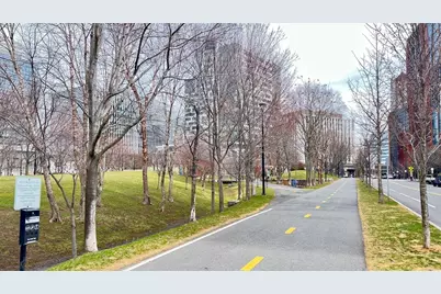 2 Earhart St #318, Cambridge, MA 02141 - Photo 22