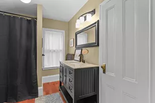 1 Hill St, Newburyport, MA 01950 - Photo 18