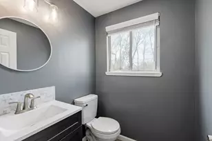 235 Oakland Ave, Methuen, MA 01844 - Photo 8