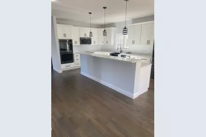 236 Elm St, East Bridgewater, MA 02333 - Photo 4
