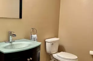 39 Selkirk Rd, Boston, MA 02135 - Photo 6