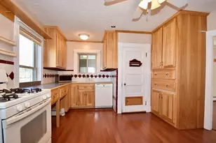 36 Hazel St, Attleboro, MA 02703 - Photo 10