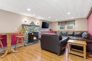 20 Jennifer Ln, Peabody, MA 01960 - Photo 16