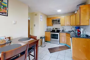 138 Ballou Ave, Boston, MA 02124 - Photo 8