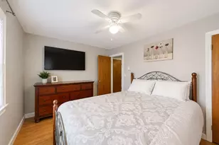 138 Ballou Ave, Boston, MA 02124 - Photo 10