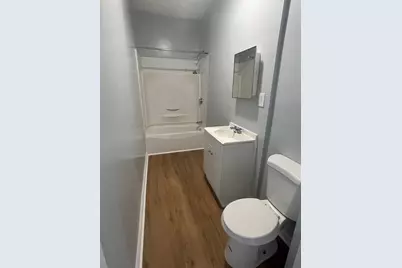 9 Townsend St #3, Worcester, MA 01609 - Photo 4