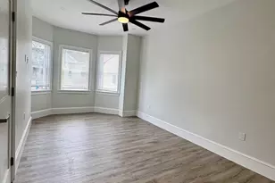 54 Falcon St, Boston, MA 02128 - Photo 14