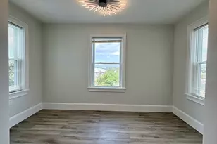 54 Falcon St, Boston, MA 02128 - Photo 4