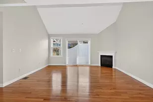 54 Westminster Dr, Marlborough, MA 01754 - Photo 4