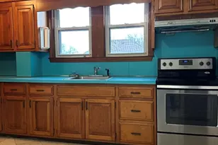 93 Billings St, Quincy, MA 02171 - Photo 8