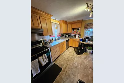 443 Mill St, Worcester, MA 01602 - Photo 2