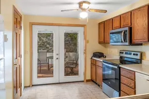 29A Chilmark St, Worcester, MA 01604 - Photo 4
