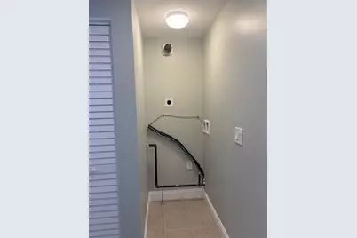 63 Callender St #3R, Boston, MA 02124 - Photo 8