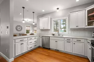 8 Gates Lane, Wakefield, MA 01880 - Photo 14