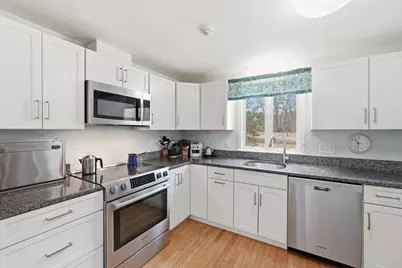 152 Chestnut Cir #152, Lincoln, MA 01773 - Photo 6