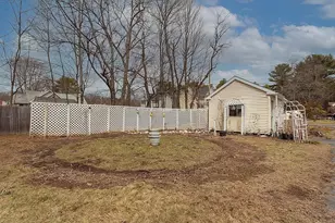 24 Laurel Ave, Wilmington, MA 01887 - Photo 6