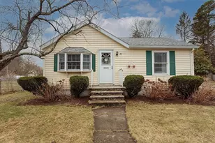 24 Laurel Ave, Wilmington, MA 01887 - Photo 1