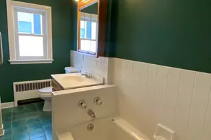 154 Lincoln Rd, Medford, MA 02155 - Photo 14