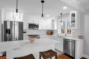 21 Hines Wy, Newburyport, MA 01950 - Photo 2