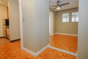 566 Commonwealth Ave, Boston, MA 02215 - Photo 14